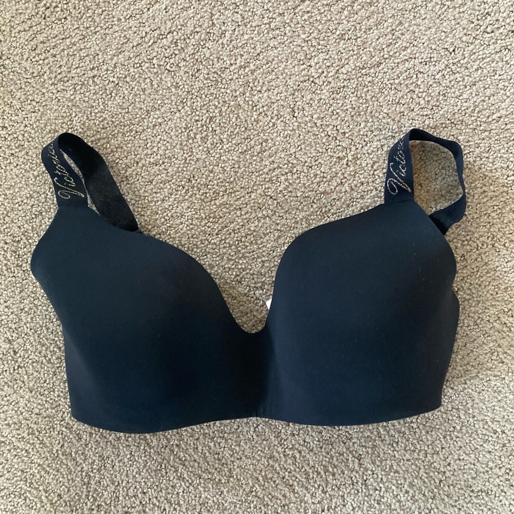 Victoria’s Secret T-shirt bra - wide signature strap